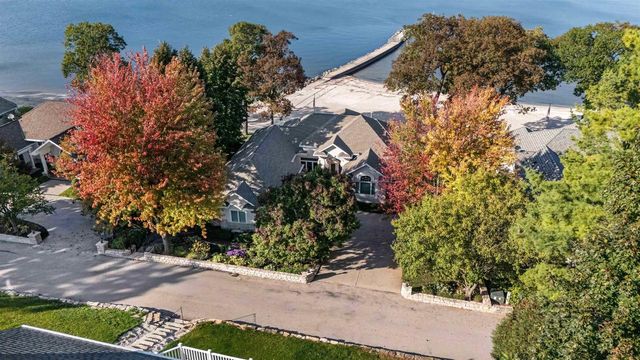 5881 SHORE ACRES ROAD, New Franken, WI 54229
