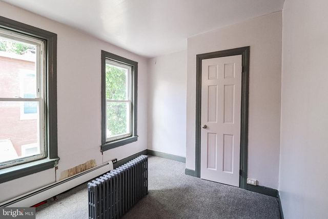 121 S WEST ST, York, PA 17401
