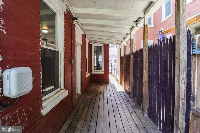 121 S WEST ST, York, PA 17401