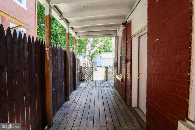 121 S WEST ST, York, PA 17401