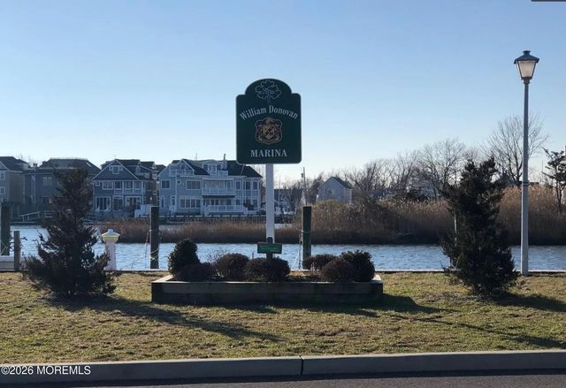 15 S Jackson Avenue, Manasquan, NJ 08736