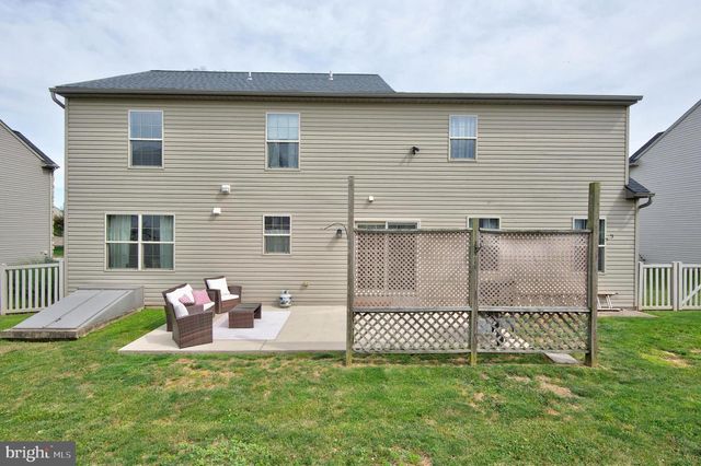 3713 KIMBERLY LN, Dover, PA 17315