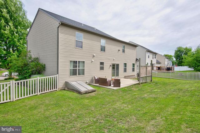 3713 KIMBERLY LN, Dover, PA 17315