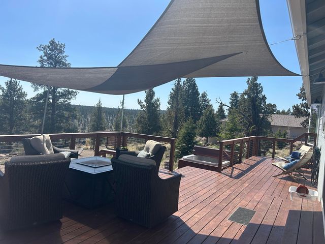 17725 Mountain View Road, Sisters, OR 97759
