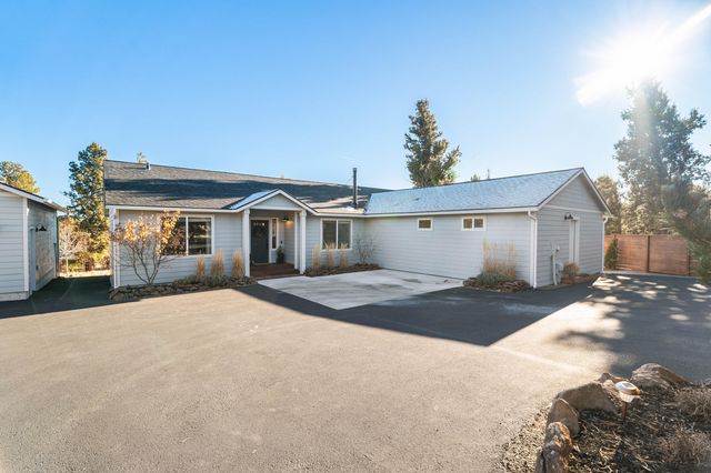 17725 Mountain View Road, Sisters, OR 97759