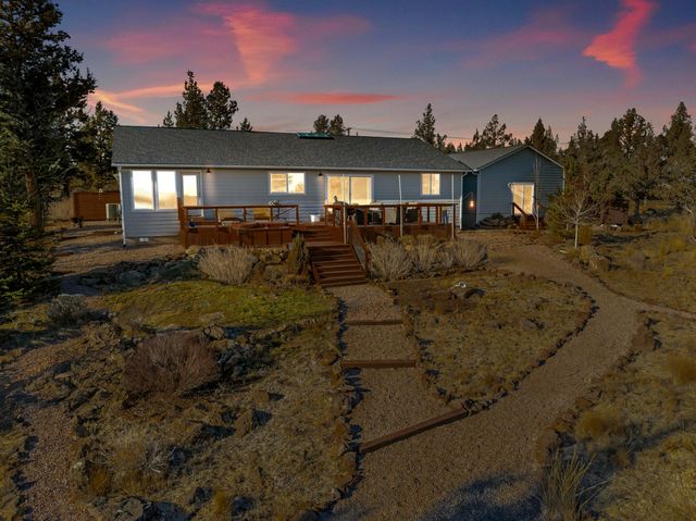17725 Mountain View Road, Sisters, OR 97759