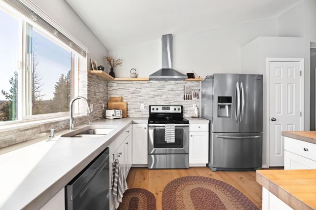 17725 Mountain View Road, Sisters, OR 97759