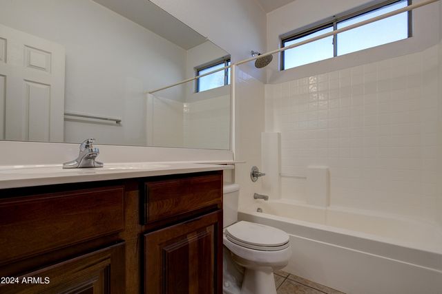 13643 W Country Gables Drive, Surprise, AZ 85379