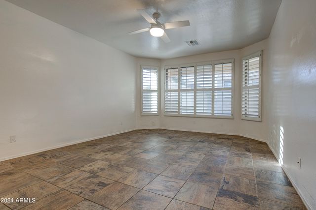 13643 W Country Gables Drive, Surprise, AZ 85379