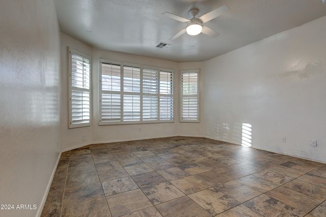 13643 W Country Gables Drive, Surprise, AZ 85379