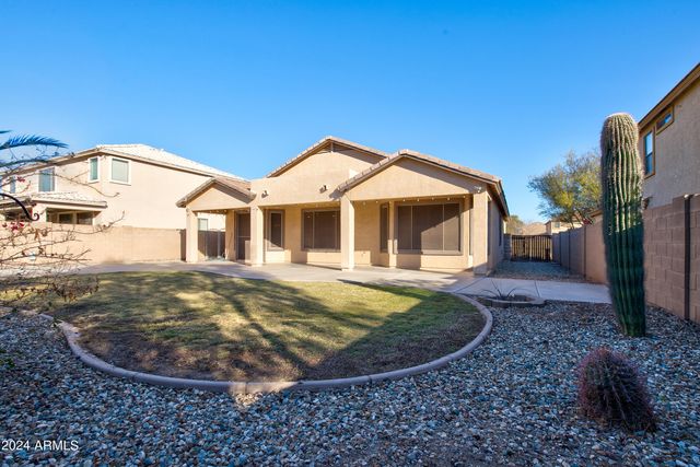 13643 W Country Gables Drive, Surprise, AZ 85379