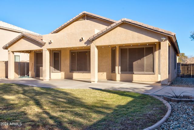 13643 W Country Gables Drive, Surprise, AZ 85379