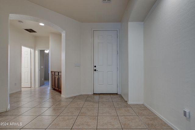 13643 W Country Gables Drive, Surprise, AZ 85379