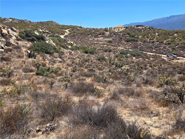 4 Indian Trails Road, Aguanga, CA 92536