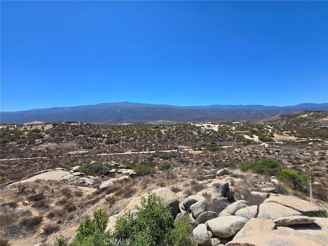 4 Indian Trails Road, Aguanga, CA 92536