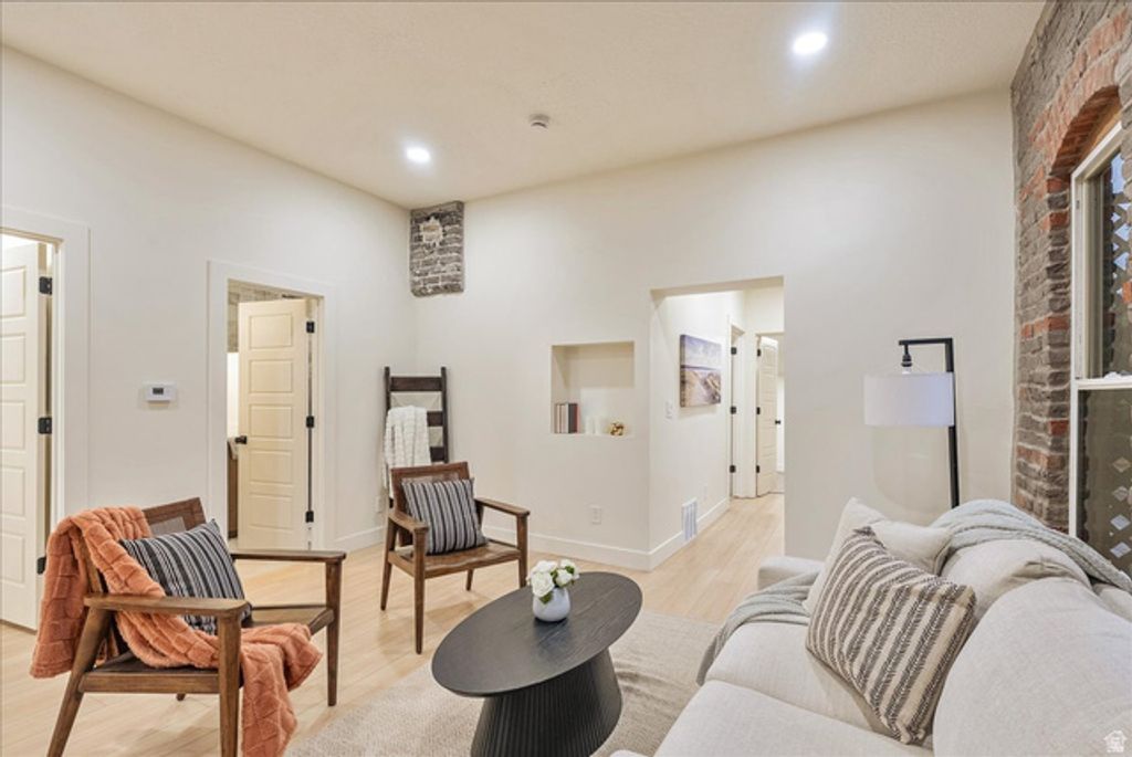345 HOLLYWOOD AVE, Salt Lake City, UT 84115 — photo 5