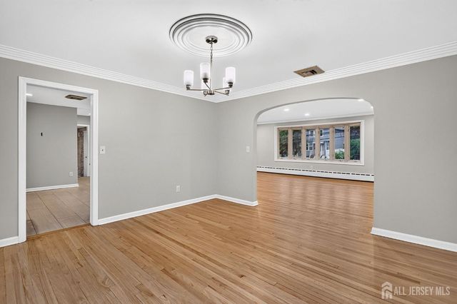 22 Franklin Boulevard, Franklin, NJ 08873