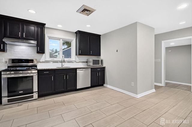 22 Franklin Boulevard, Franklin, NJ 08873