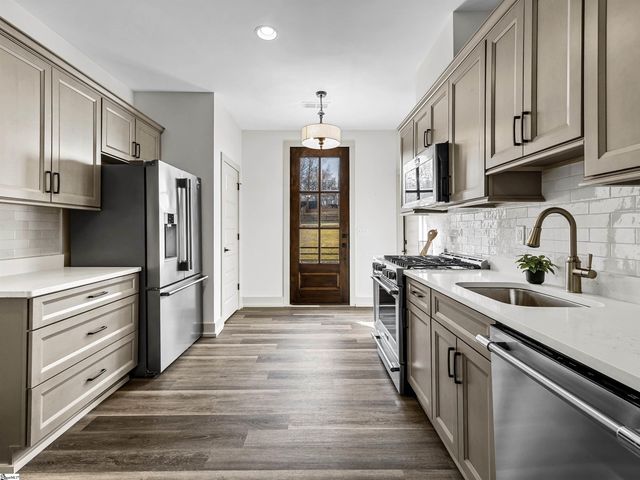 2355 Mays Bridge Road, Greer, SC 29651