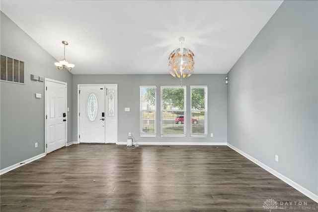2378 Ferndown Drive, Miamisburg, OH 45342