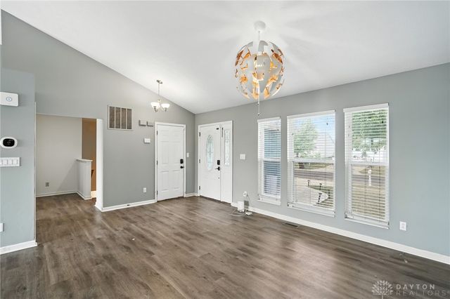 2378 Ferndown Drive, Miamisburg, OH 45342