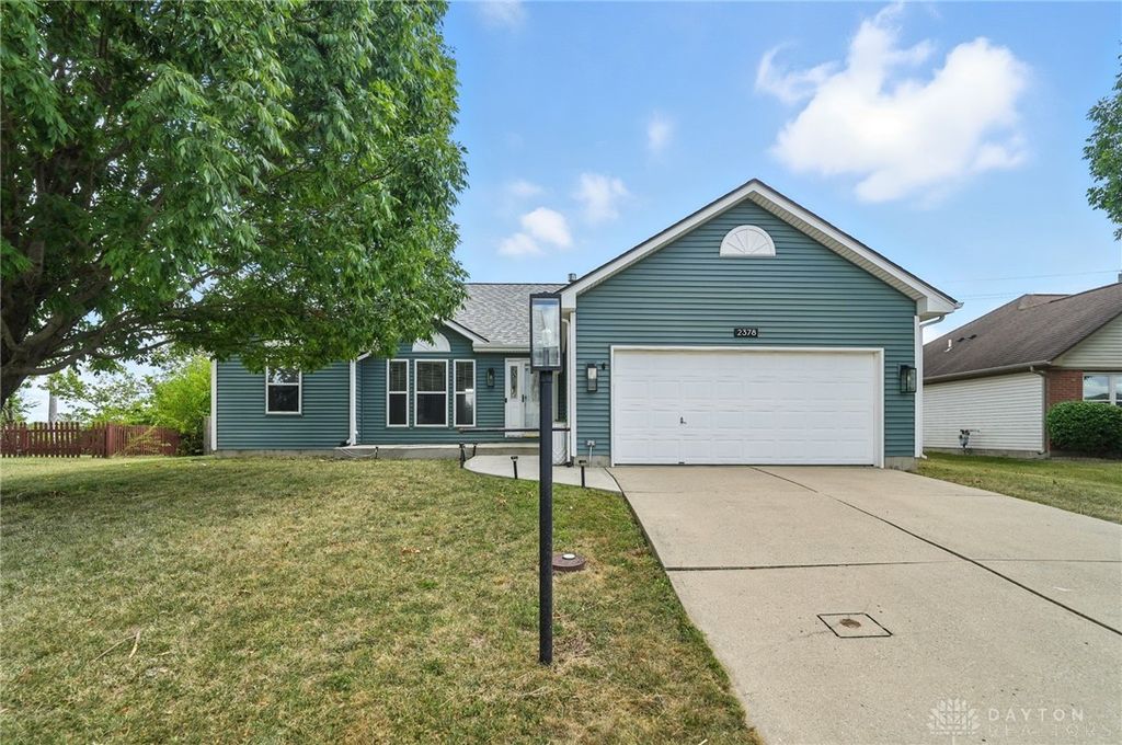 2378 Ferndown Drive, Miamisburg, OH 45342