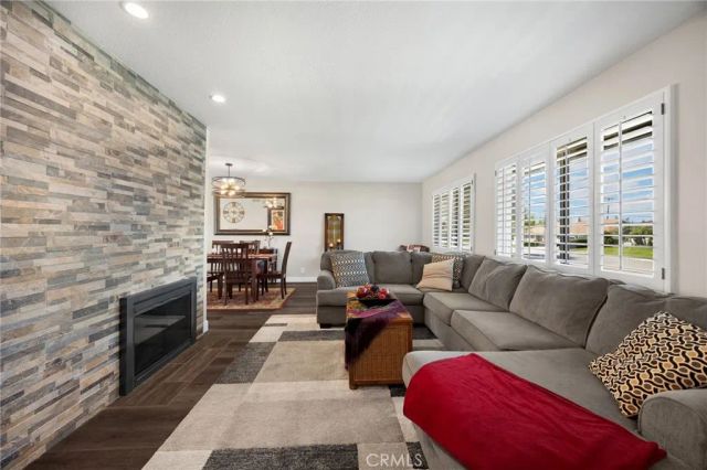 2940 Firethorne Ave, Fullerton, CA 92835