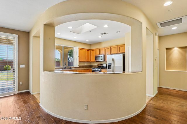 2449 W MUIRFIELD Drive, Anthem, AZ 85086