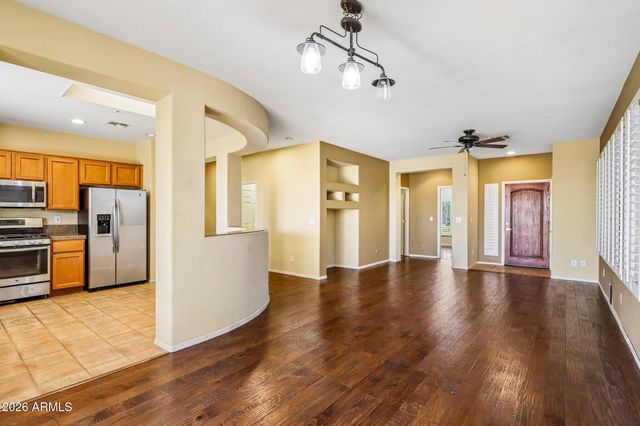 2449 W MUIRFIELD Drive, Anthem, AZ 85086