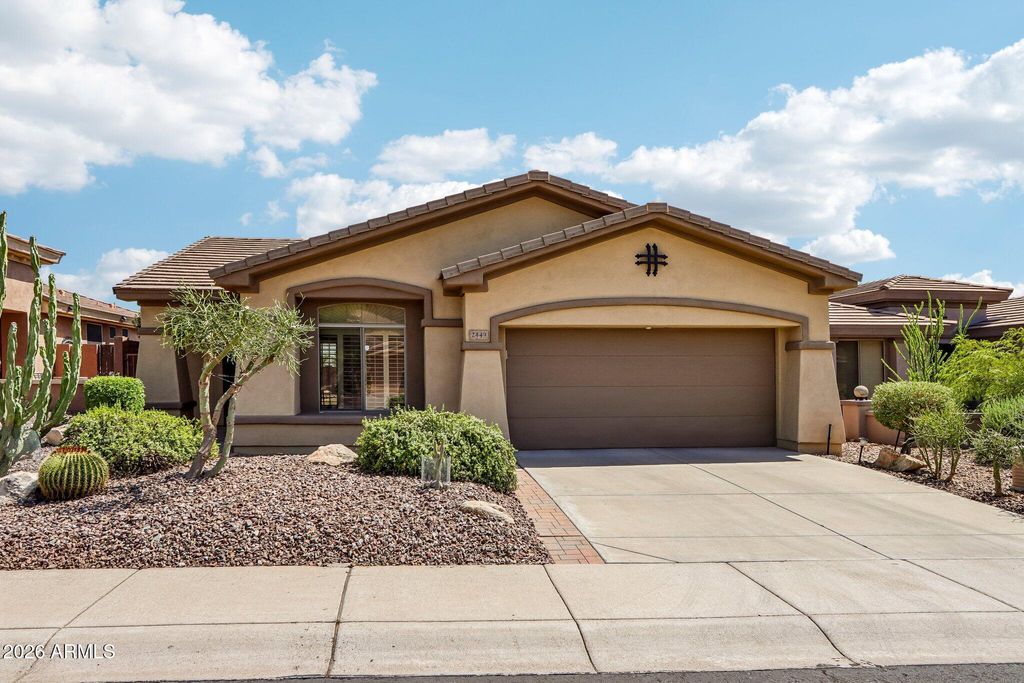 2449 W MUIRFIELD Drive, Anthem, AZ 85086 — photo 4