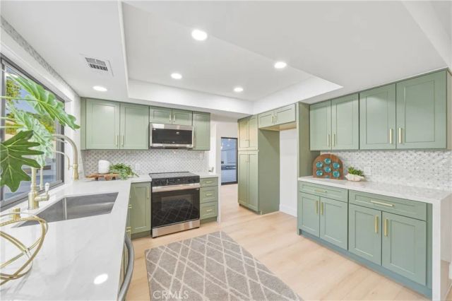 25216 Miles, Lake Forest, CA 92630