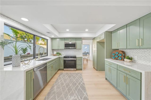 25216 Miles, Lake Forest, CA 92630