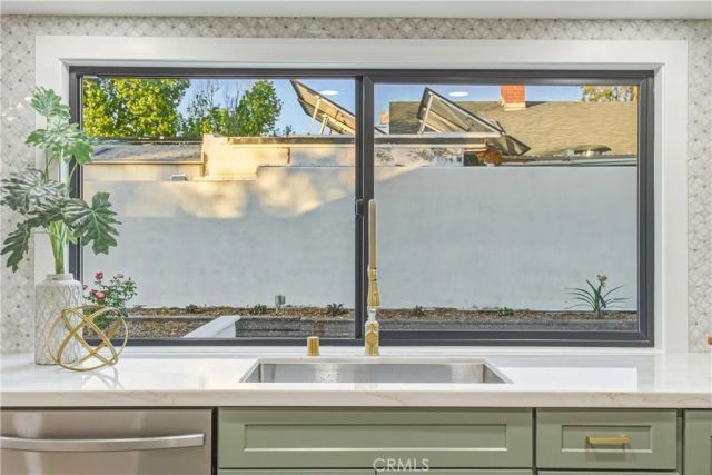 25216 Miles, Lake Forest, CA 92630