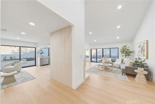 25216 Miles, Lake Forest, CA 92630