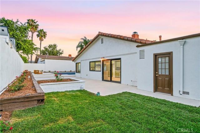 25216 Miles, Lake Forest, CA 92630