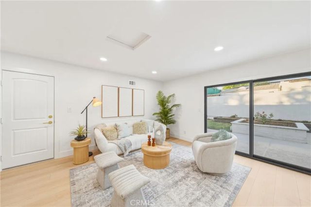 25216 Miles, Lake Forest, CA 92630