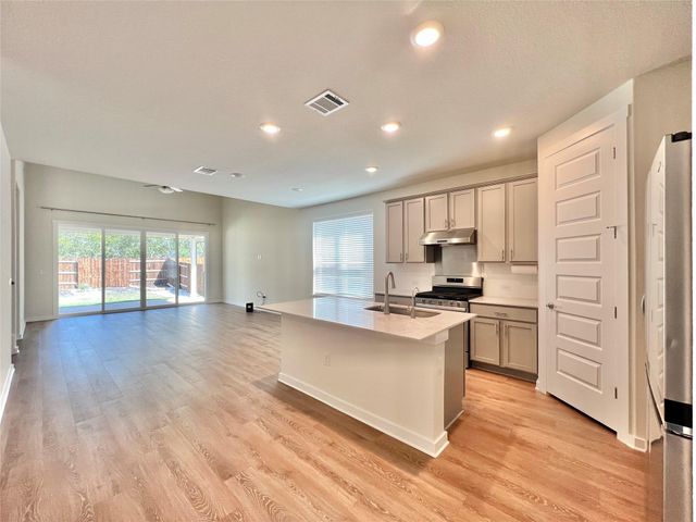 2028 Ruger PASS, Leander, TX 78641