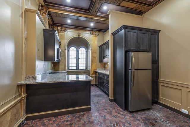 107 Beacon 3, Boston, MA 02116