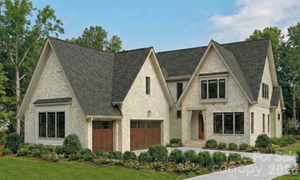 1205 Meadowood Lane, Charlotte, NC 28211