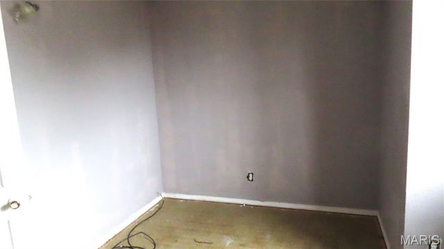 3927 N 21st Street, St Louis, MO 63107