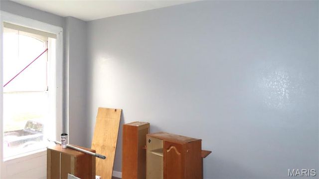 3927 N 21st Street, St Louis, MO 63107