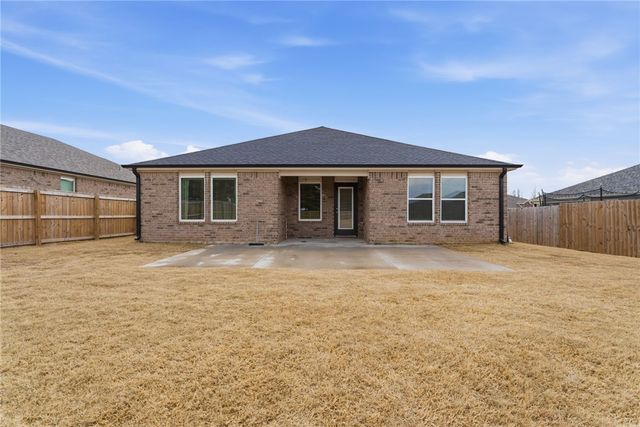505 Cattleman Lane, Siloam Springs, AR 72761