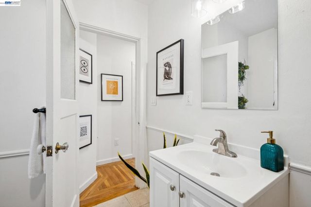 2600 55TH AVENUE, Oakland, CA 94605