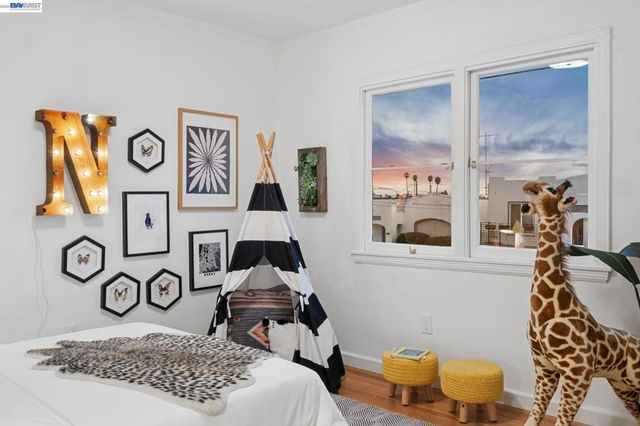 2600 55TH AVENUE, Oakland, CA 94605