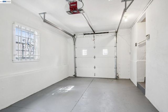2600 55TH AVENUE, Oakland, CA 94605