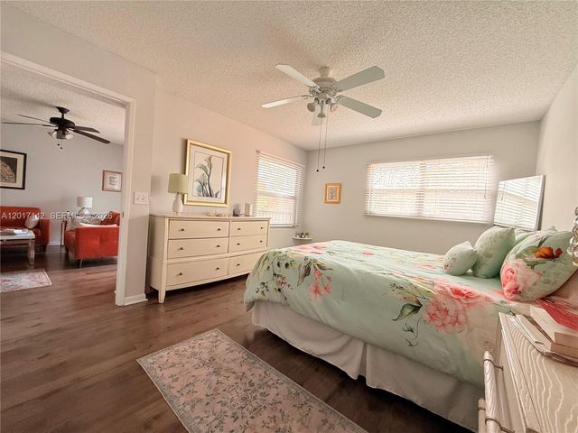 571 SW 142nd Ave 311O, Pembroke Pines, FL 33027