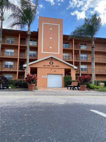 571 SW 142nd Ave 311O, Pembroke Pines, FL 33027