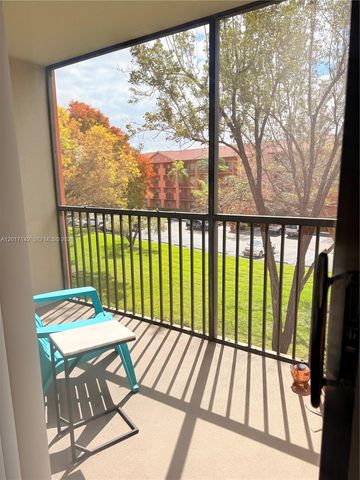 571 SW 142nd Ave 311O, Pembroke Pines, FL 33027