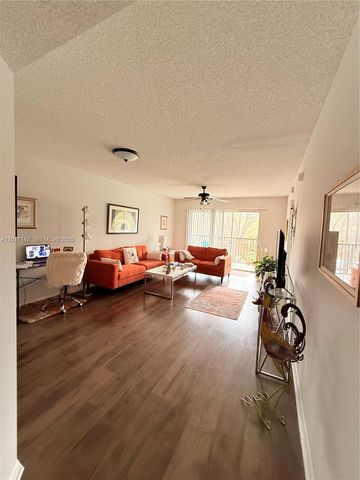 571 SW 142nd Ave 311O, Pembroke Pines, FL 33027