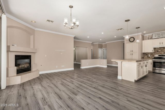 9141 W YUKON Drive, Peoria, AZ 85382